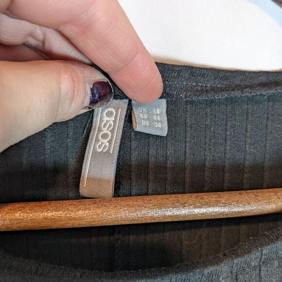 ASOS Black Long Sleeved Ribbed Top - Picture 3 of 5